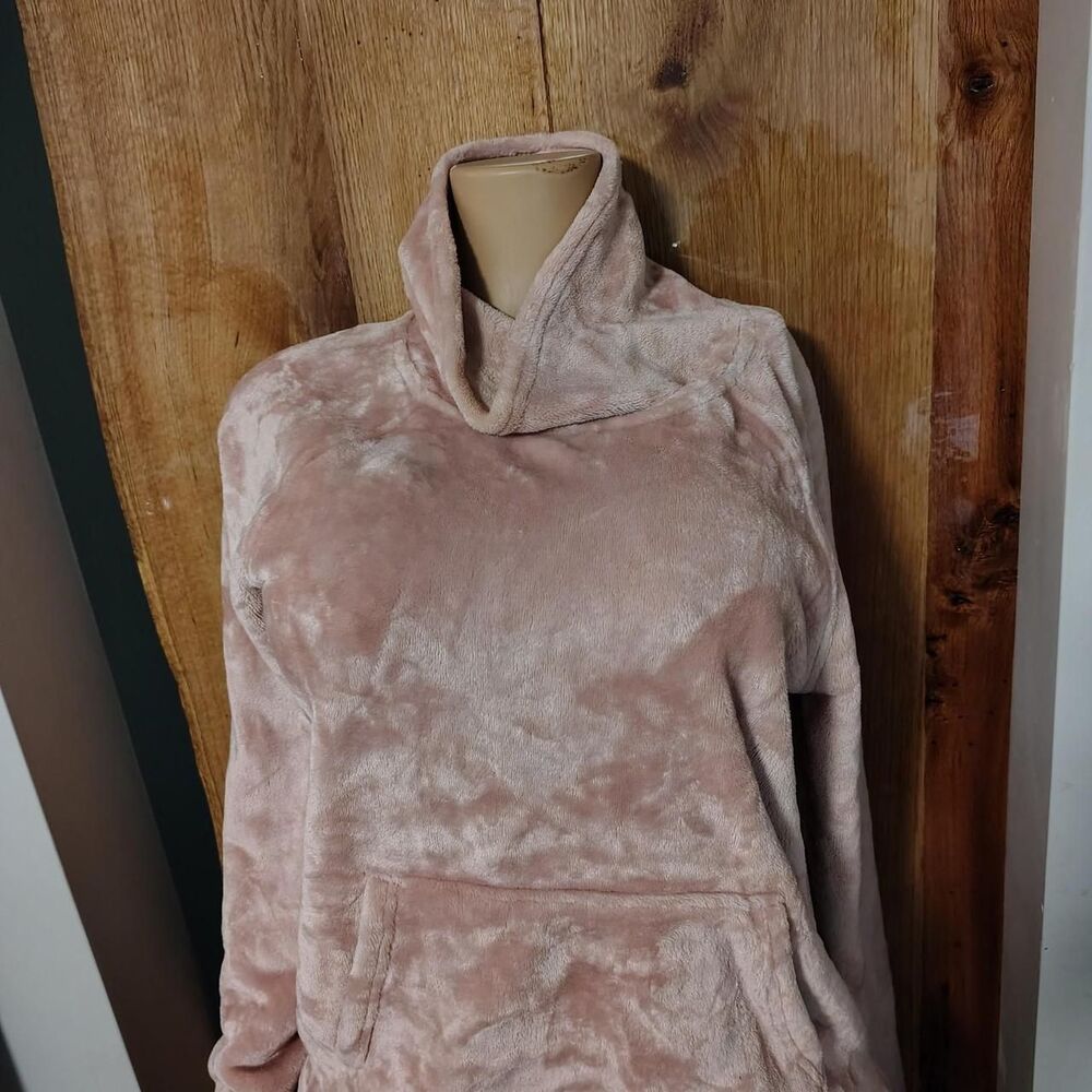 Champion Women's Pink Sweatshirt